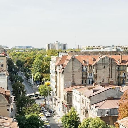 Stunning Views 3Br Sunny Flat - Amazing Terrace Leilighet Bucureşti Eksteriør bilde